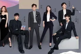 丁程鑫加入快乐家族，谢娜回归，家族合照五人变六人图片