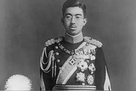 1940年我军一地下党“叛变”，几天后见报：裕仁天皇亲外甥被刺杀图片