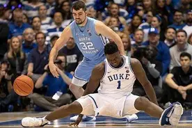 NBA球员力量多强悍？按扁篮球踩爆球鞋，詹皇曾留下恐怖刹车印图片