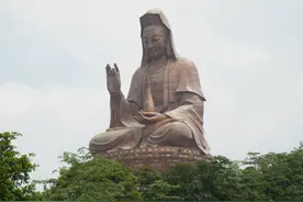 西樵山的南海观音也非常的另人震撼图片