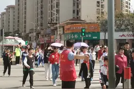 【教育整顿|我为群众办实事】河源监狱党员警察开展志愿服务活动图片