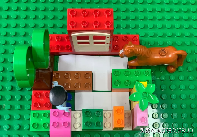 大火的少儿编程这么学超简单，靠乐高和迷宫，轻松习得编程语言