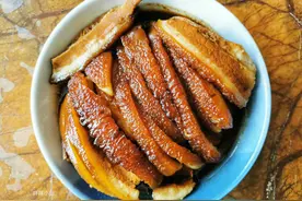 外面的扣肉那么好吃，也能在家自己做，酥烂入味，不油不腻图片