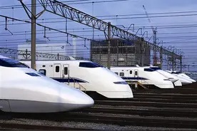 泰国为何用大米换高铁？连夜安排500节火车送米到中国，是真是假图片