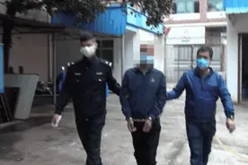 匕首刺胸、砍断左手，2名逃亡7年命案嫌疑人终落网图片