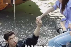 金晨拍戏花絮曝光，缠多层保鲜膜仍怕水凉，水太脏还有不明漂浮物图片