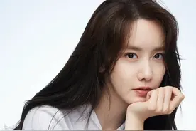 林允儿，韩国神颜美女，清纯公主般气质，是你心中那个完美初恋吗图片