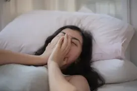 听说下雨天更有助于睡眠？是真的吗图片