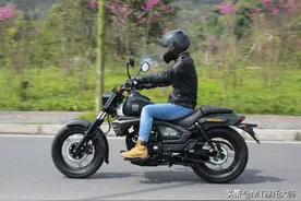 1万多，不缴税！试驾国产水冷巡航K19，动力适中，油耗2.3图片