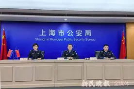 数十辆共享汽车为何接连“人间蒸发”？竟是租车人盗走开网约车，警方破案追回赃车13辆图片