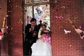 新婚前夜，新娘约前男友共度“最后的晚餐”，新郎撞破秘密怒退婚图片