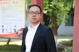 东西湖有个“ 强哥 ”，蛮强！图片