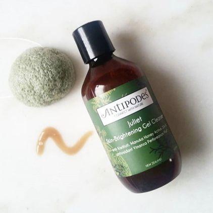 大牌洁面实测，雅诗兰黛、Chanel、这些洗面奶，真的物有所值吗？