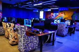 从500多家到只剩不到50家！随桂林人青春远去的网吧岁月图片