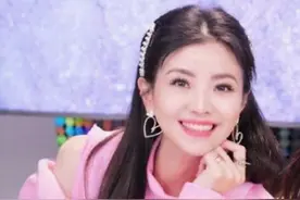 撒贝宁前女友近况曝光，身材颜值还似少女，离开央视转行当主播图片