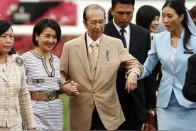 赌王何鸿燊家族淡出博彩业？二房长女何超琼减持美高梅国际图片