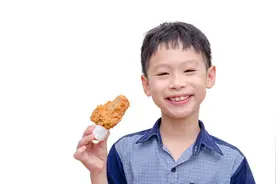 孩子贪吃容易“积食”，试试这2个方法，基本不用看医生图片
