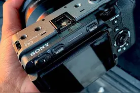 索尼FX3视频为4k120p，定价3万元，性价比超越a7s3图片