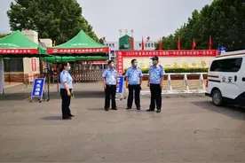清丰网警 立足本职 服务高考图片