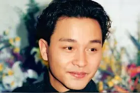 何超琼打破禁忌送别陈百强，葬礼上的扶灵人，背后总有悲情故事图片