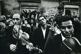 捷克-法国摄影师 约瑟夫·寇德卡 (Josef Koudelka)图片