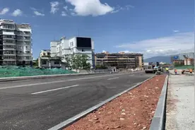 鱼市街稳步建设中 已实现与河东大道连接图片