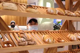 小分贝试营业啦！超值优惠套餐，蛋挞、面包1元抢购等你来图片
