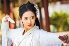 倚天后传：张无忌三个儿子，大儿子乃黄衫女所生，二儿子执掌丐帮图片
