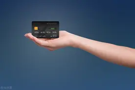 拥有各大银行的黑卡，是一种什么样的体验？图片