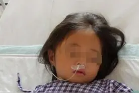 6岁女孩暴瘦，医生让女孩摘掉“项链”，宝妈懵了：她没戴项链图片