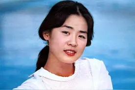 80年代的“梦中情人”，如今的“妈妈专业户”：一个跑龙套的影后图片