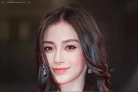 23岁的Angelababy身穿薄纱礼服，自信大方，风情万种！ ​​​​图片