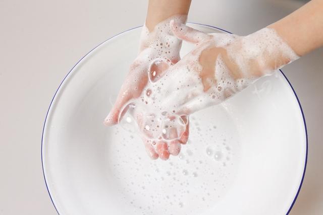 氨基酸洗面奶的功效是什么