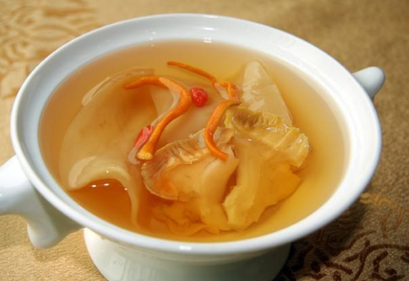 鸡肉花胶龙眼红枣汤 2026年花胶鸡肉猪肉虫草花红枣枸杞桂圆