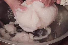 自己在家也能做的手工鱼丸，一块纱布搞定鱼刺，Q弹爽滑有嚼劲图片