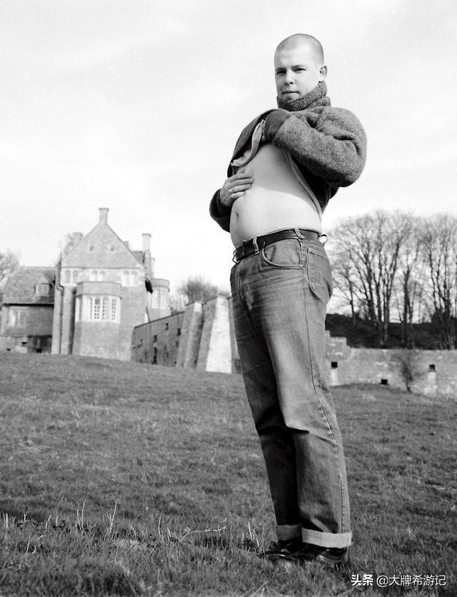 能读懂McQueen麦昆，比买几万块的大牌包更有腔调的多