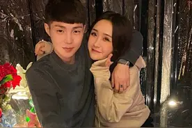 让人羡慕的4对网红情侣，除了高迪大美，别忘了周周和李辰轩图片