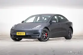 特斯拉Model 3配置解读，还在因为降价，选择观望吗图片