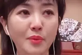 央视方琼直播落泪，因疫情全家无法团聚，深鞠躬感谢网友加油破亿图片