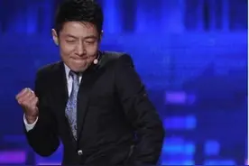22岁入职央视，经4段感情，功成名就后“被”离职，撒贝宁太难了图片