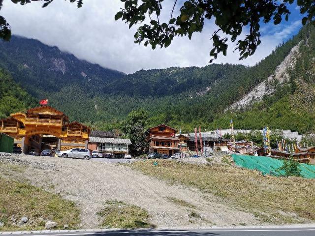 九寨沟旅游攻略自助游(三亚当地导游怎么找)