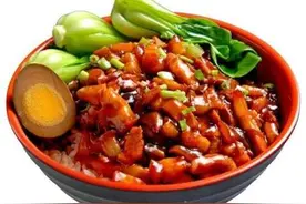 电饭煲版的卤肉饭，好吃不腻，酱汁浓郁，吃了还想吃图片