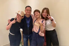 《还珠3》小燕子紫薇同框了！马伊琍晒与黄奕合影图片