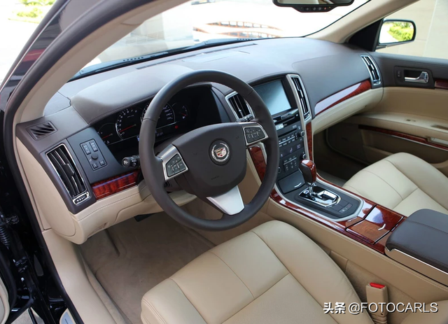 凯迪拉克SLS赛威3.0 V6实拍，外型绝对够霸气，话说也是油老虎？