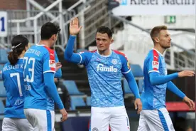 2-0！汉堡再遭重击：下滑至第4+掉出升级区，留在德乙概率高达87%图片