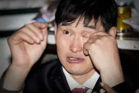 大衣哥再被讹！村民找朱之文借200万未果，欲到他家上吊自杀报复图片
