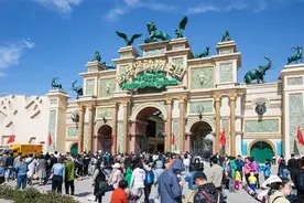 五一假期德州重点景区接待游客137.12万人次，旅游收入约1.72亿元图片