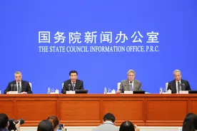工信部：全国规模以上工业企业平均开工率和复岗率分别回升至99.1%和95.4%图片