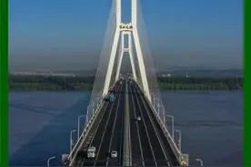 沌口之后，看军山？图片