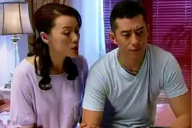 中年富婆找到年轻男人，出千万嫁妆让他当老公，男人该答应吗？图片